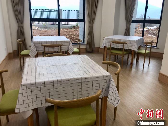 干净整洁的活动室。　李典 摄